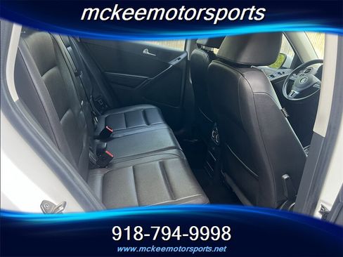 Used 2016 Volkswagen Tiguan S image 15
