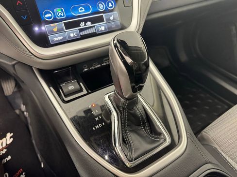 Used 2024 Subaru Outback Premium image 18