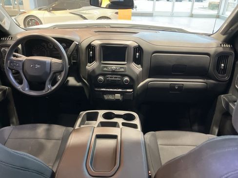 Used 2019 Chevrolet Silverado 1500 Custom Trail Boss image 19