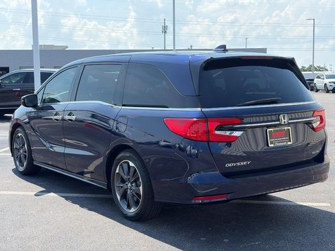 Used 2023 Honda Odyssey Elite image 8