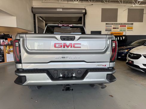 New 2026 GMC Sierra 2500 AT4 w/ AT4 Premium Plus Package AWD/4WD image 6