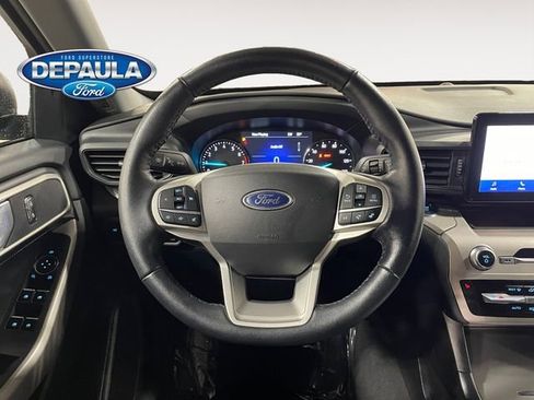 Used 2022 Ford Explorer XLT w/ Class IV Trailer Tow Package image 15