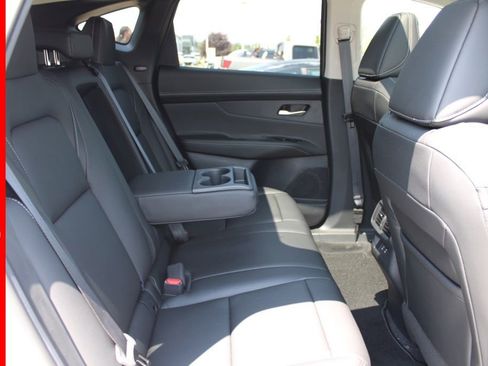 New 2025 Nissan Murano SL image 17