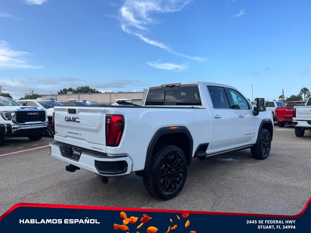 New 2026 GMC Sierra 2500 Denali Ultimate AWD/4WD image 7