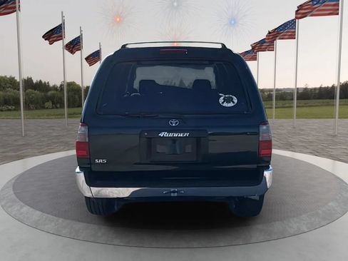 Used 1998 Toyota 4Runner SR5 w/ Preferred Equipment Group 1 AWD/4WD image 4