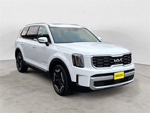 Used 2025 Kia Telluride S image 7