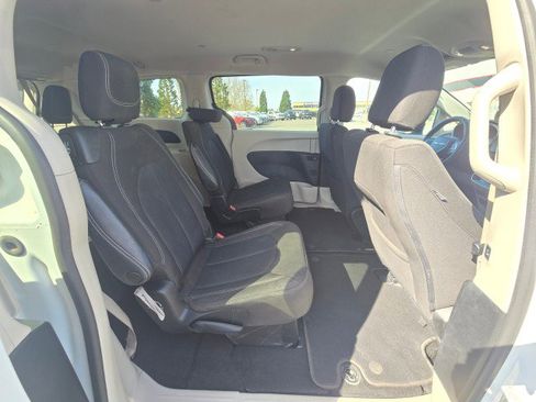 Used 2019 Honda Pilot Touring image 54