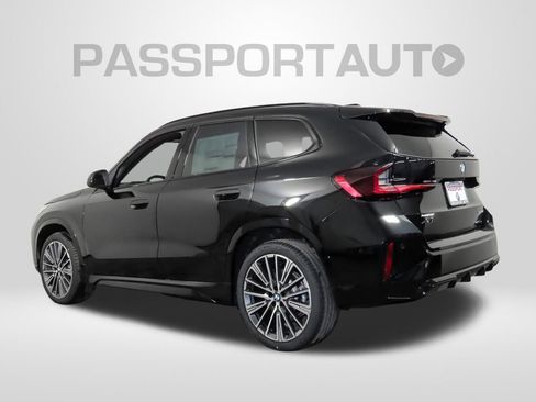 Used 2025 BMW X1 xDrive28i w/ Technology Package AWD/4WD image 3