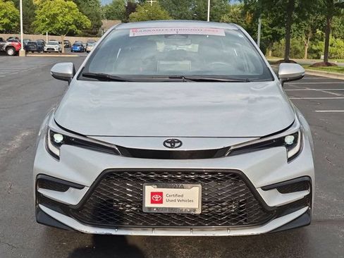 Certified 2025 Toyota Corolla SE w/ SE Premium Package FWD image 5