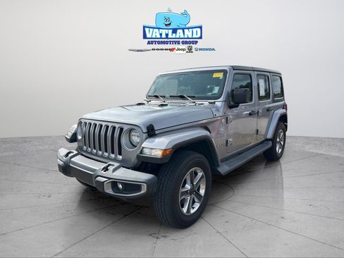 Certified 2020 Jeep Wrangler Unlimited Sahara image 32