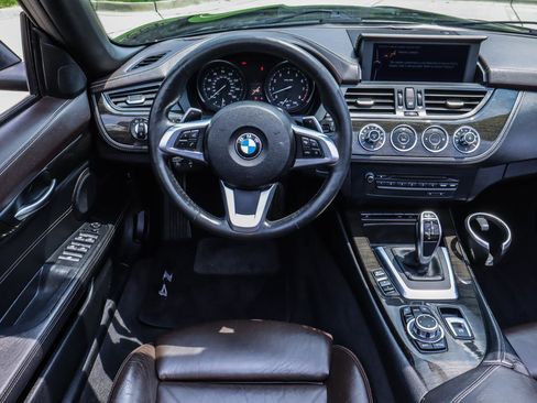 Used 2012 BMW Z4 sDrive35i image 24