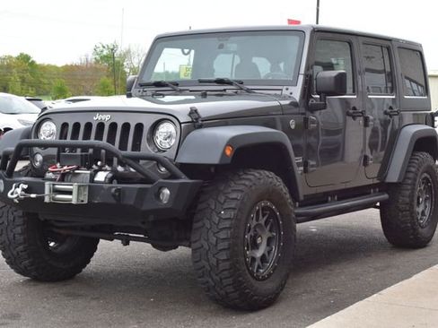 Used 2017 Jeep Wrangler Unlimited Sport w/ Quick Order Package 24S AWD/4WD image 15