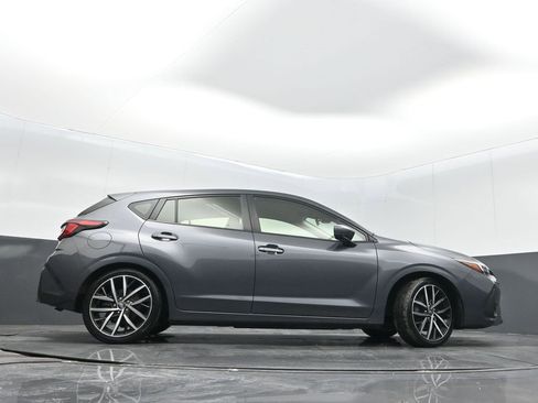 Used 2024 Subaru Impreza 2.0i Sport image 32