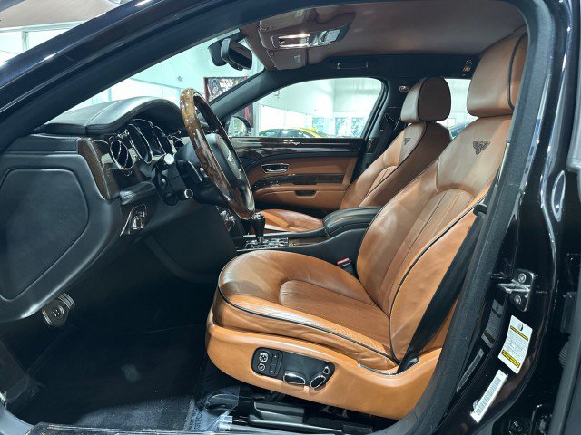 Used 2011 Bentley Mulsanne RWD image 43