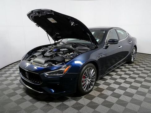 Used 2023 Maserati Ghibli Modena image 35
