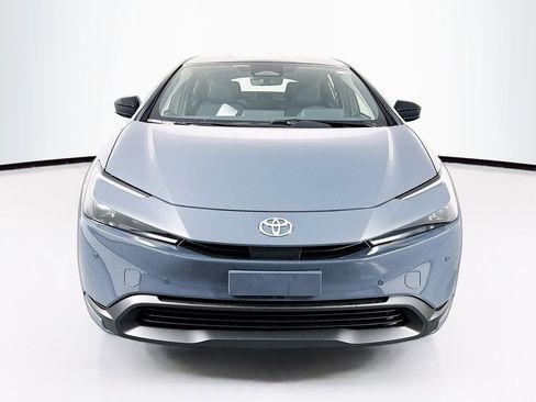 New 2026 Toyota Prius LE image 2