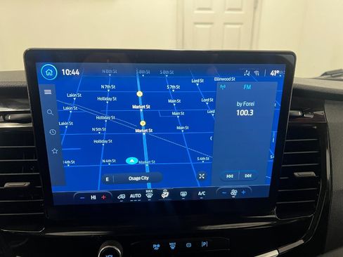 Used 2024 Ford Transit 350 XLT image 40