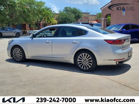 Used 2017 Kia Cadenza Technology FWD image 5