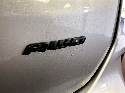 Certified 2022 Ford Edge SE w/ Black Appearance Package image 13