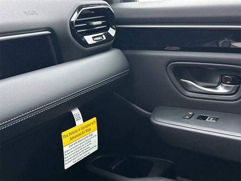 New 2025 Honda Pilot Touring image 34