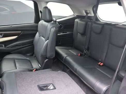 Used 2022 Subaru Ascent Touring AWD/4WD image 22