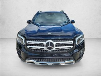 Used 2023 Mercedes-Benz GLB 250 4MATIC w/ Premium Package video 2