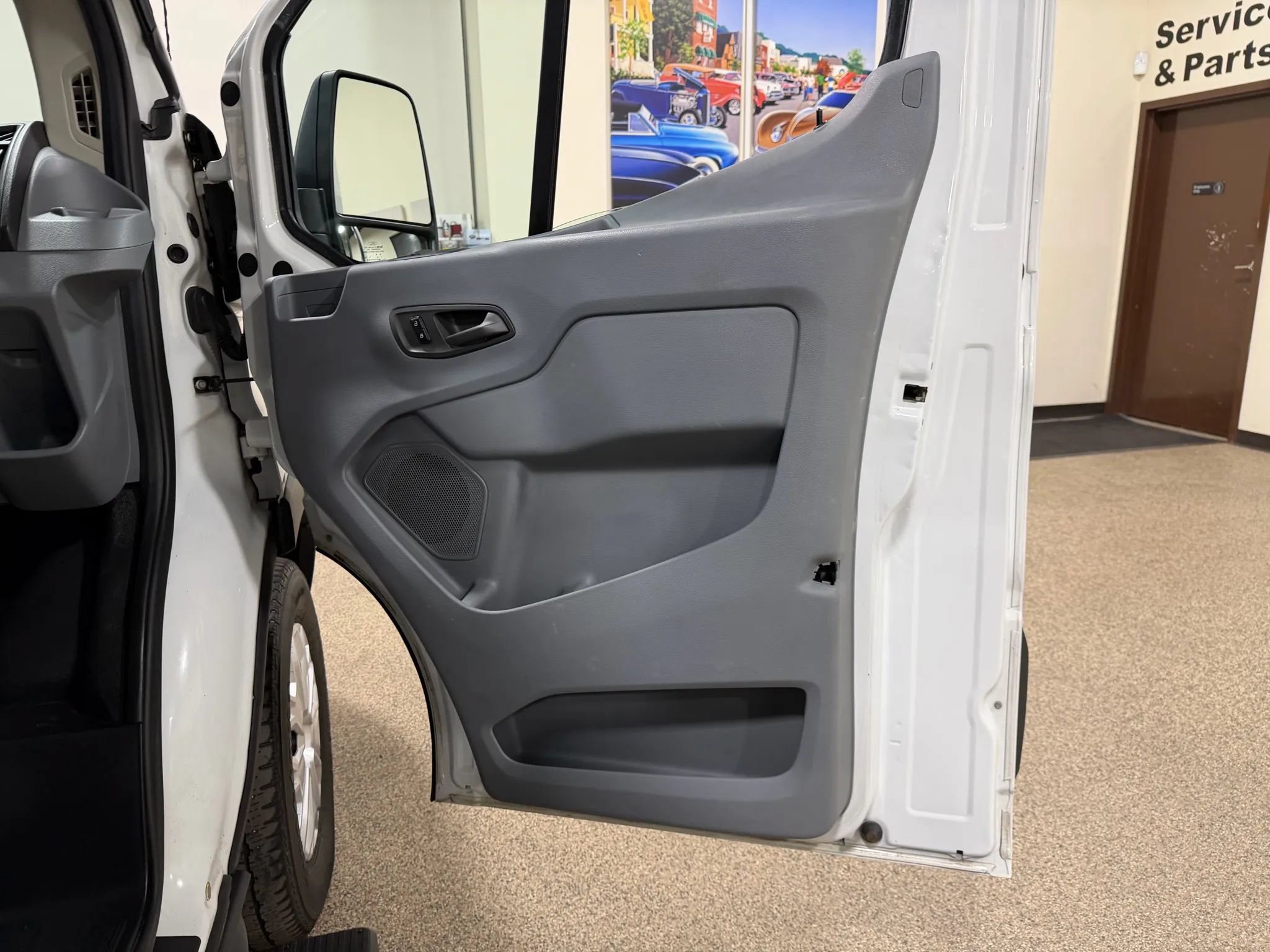 Used 2015 Ford Transit 250 148 Medium Roof RWD image 24