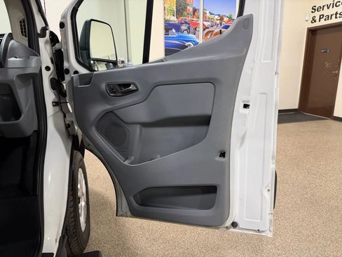 Used 2015 Ford Transit 250 148 Medium Roof image 24
