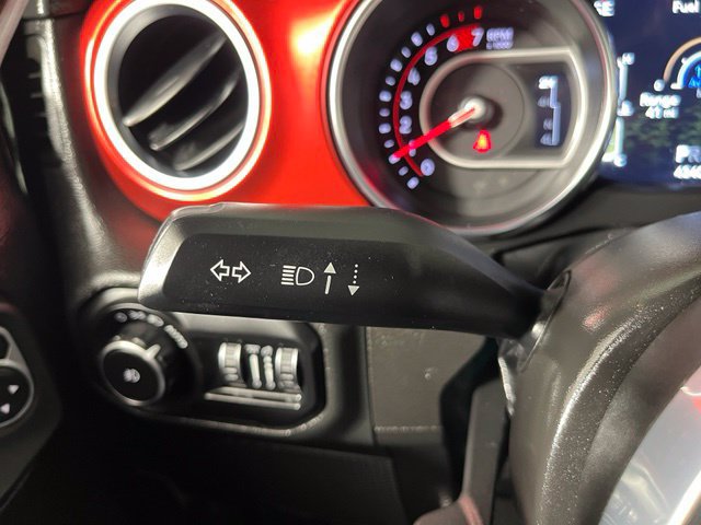 Used 2022 Jeep Wrangler Unlimited Rubicon w/ Cold Weather Group AWD/4WD image 23