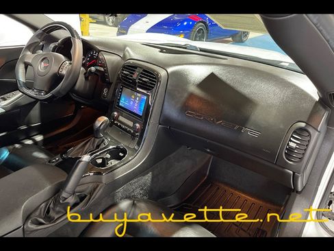 Used 2009 Chevrolet Corvette Coupe w/ Roof Package RWD image 14