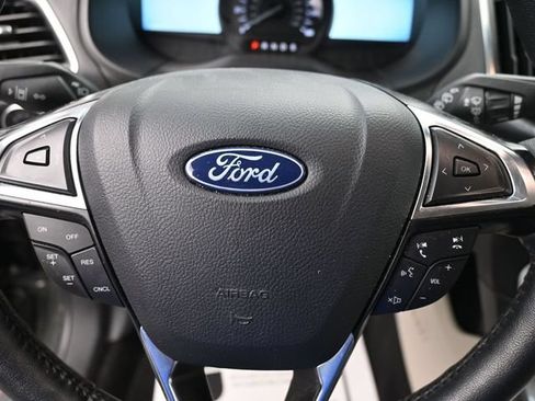 Used 2024 Ford Edge Titanium AWD/4WD image 18