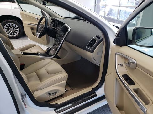 Used 2014 Volvo XC60 3.2 FWD image 11