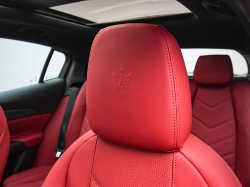 New 2025 Maserati Grecale Trofeo image 52