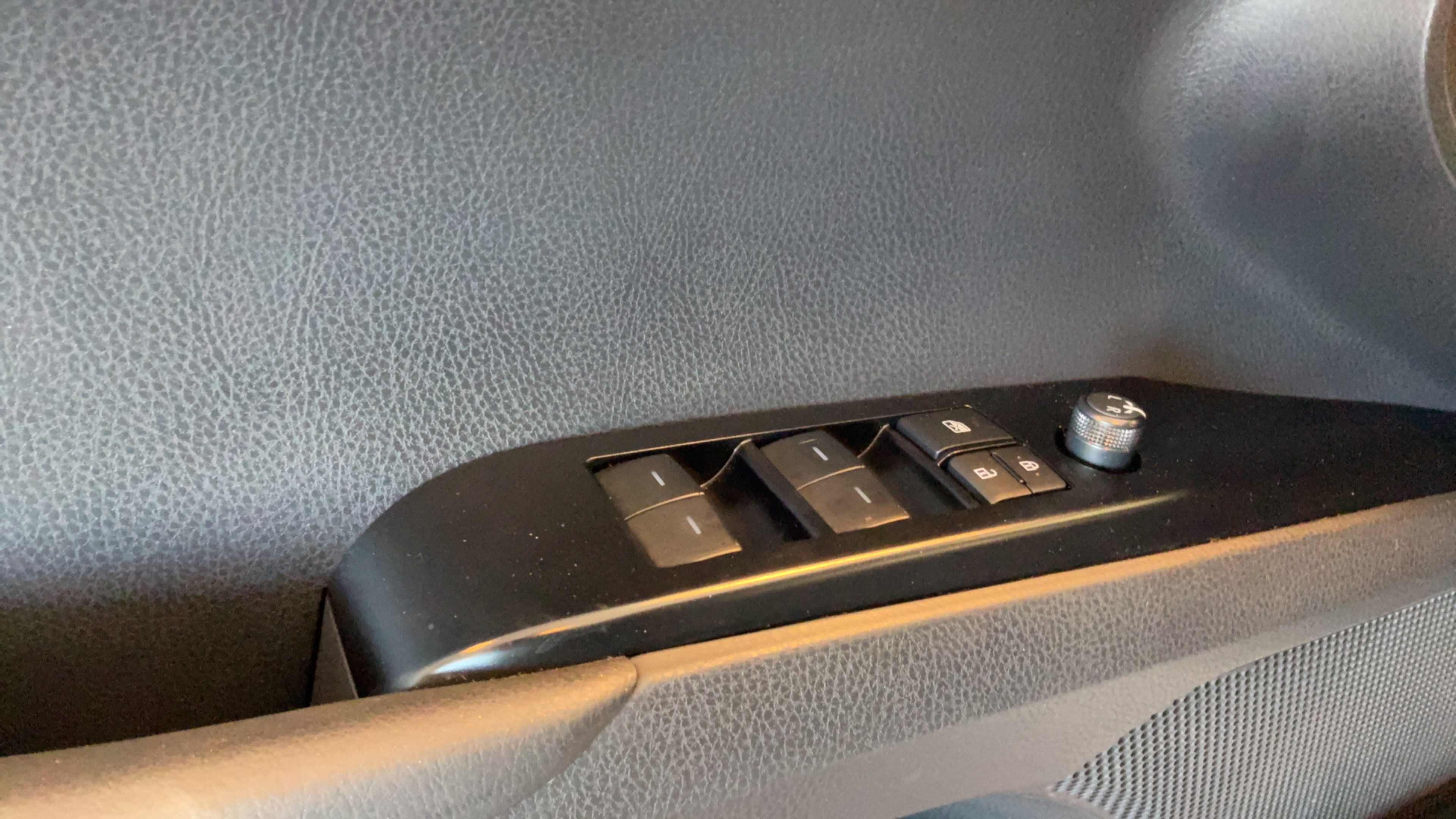 Used 2026 Toyota Camry LE FWD image 22
