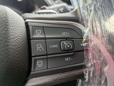 New 2025 Jeep Grand Cherokee L Limited w/ Luxury Tech Group II image 16