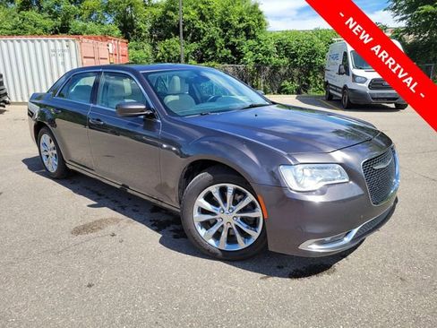 Used 2016 Chrysler 300 Limited AWD/4WD image 1