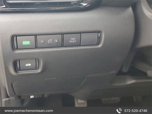 New 2025 Nissan Sentra SR image 31