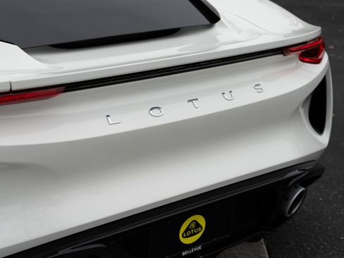 Used 2024 Lotus Emira First Edition image 19