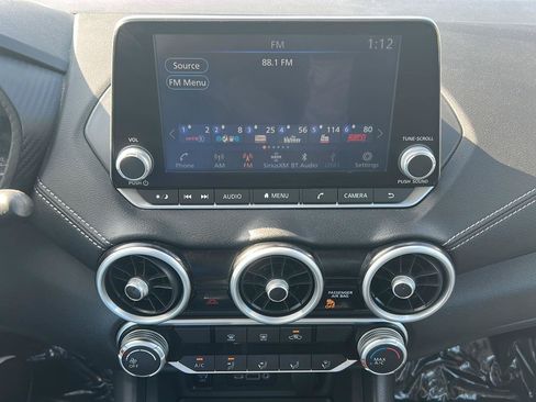 Used 2024 Nissan Sentra SV FWD image 8