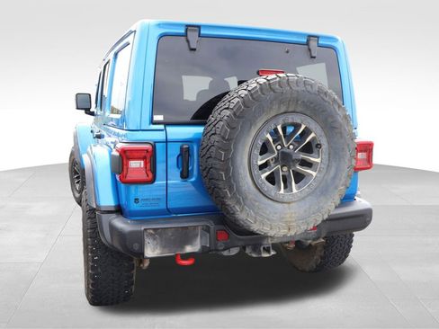 Used 2024 Jeep Wrangler Unlimited Rubicon AWD/4WD image 8
