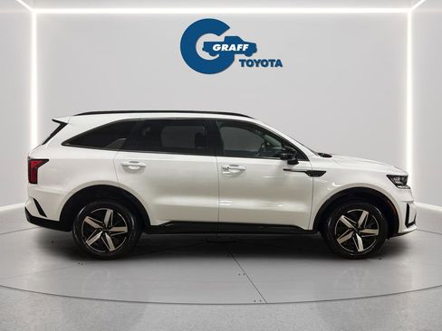 Used 2022 Kia Sorento S FWD image 5