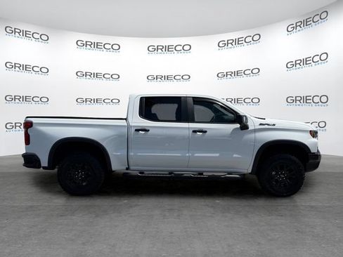 Used 2023 Chevrolet Silverado 1500 ZR2 w/ Technology Package AWD/4WD image 8