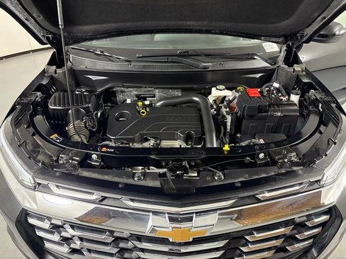 Used 2025 Chevrolet Equinox LT FWD image 41