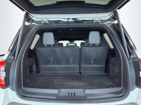 Used 2023 Ford Expedition Platinum RWD image 31