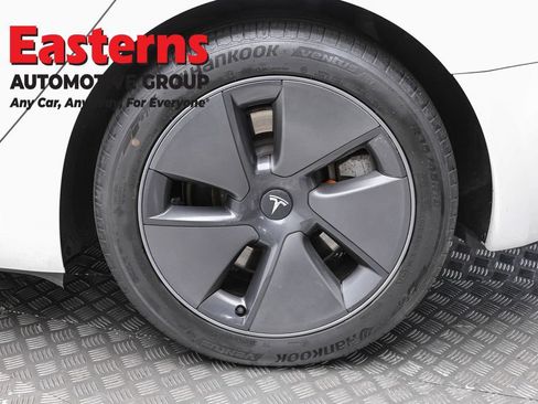 Used 2023 Tesla Model 3 Standard Range RWD image 8
