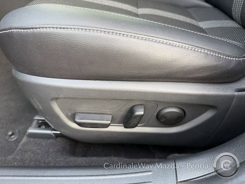 Certified 2025 MAZDA CX-50 AWD 2.5 S w/ Premium Package image 23