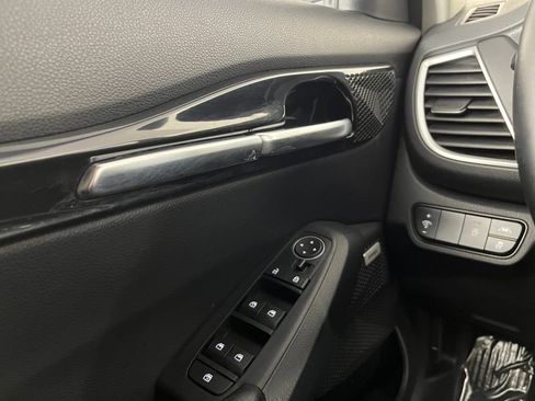 Used 2021 Kia Seltos SX image 25