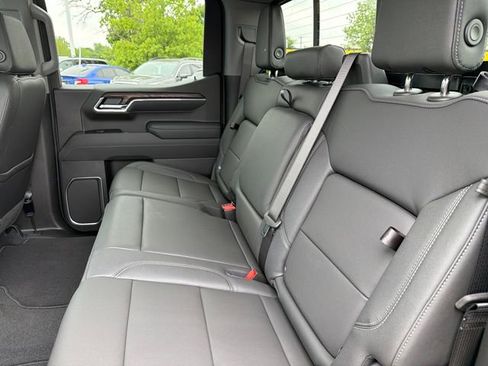New 2026 GMC Sierra 1500 SLT AWD/4WD image 21