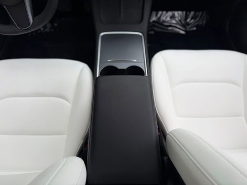 Used 2023 Tesla Model 3 Standard Range RWD image 47