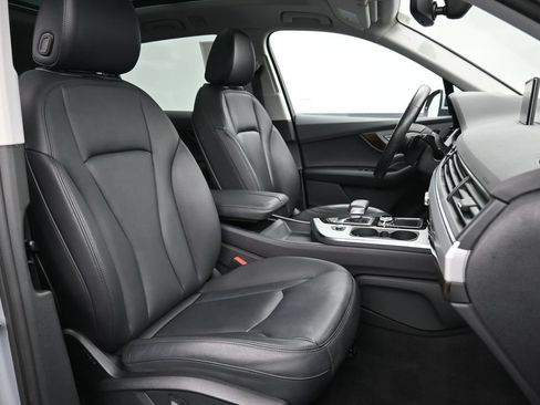 Used 2019 Audi Q7 2.0T Premium Plus w/ Premium Plus Package AWD/4WD image 25